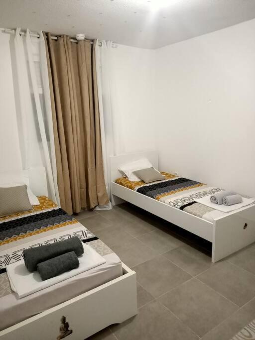 A 10Min De La Plage, Agreable Appartement Lumineux Le Robert Bagian luar foto