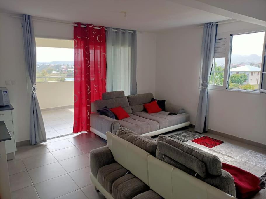 A 10Min De La Plage, Agreable Appartement Lumineux Le Robert Bagian luar foto